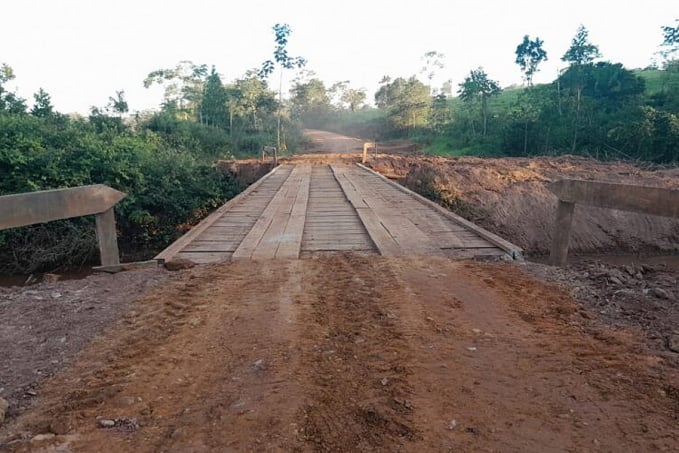 DER finaliza manutenção na ponte do Rio Colorado, na RO-490 em Alto Alegre dos Parecis - News Rondônia