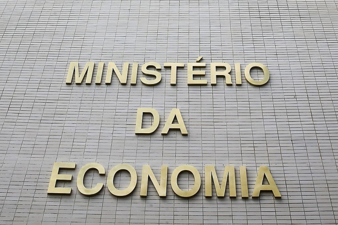 Governo bloqueia mais R$ 5,7 bi do Orçamento para cumprir teto - News Rondônia
