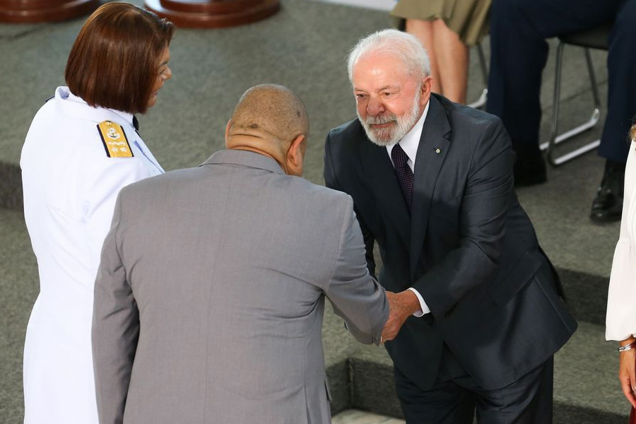 Marinha promove primeira mulher negra a oficial-general - News Rondônia