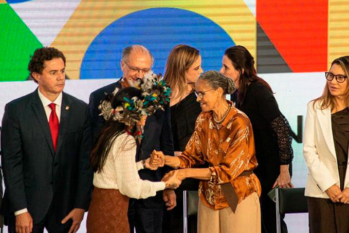 Na posse de Marina Silva, Txai Suruí destaca nova gestão como 'momento de esperança' - News Rondônia