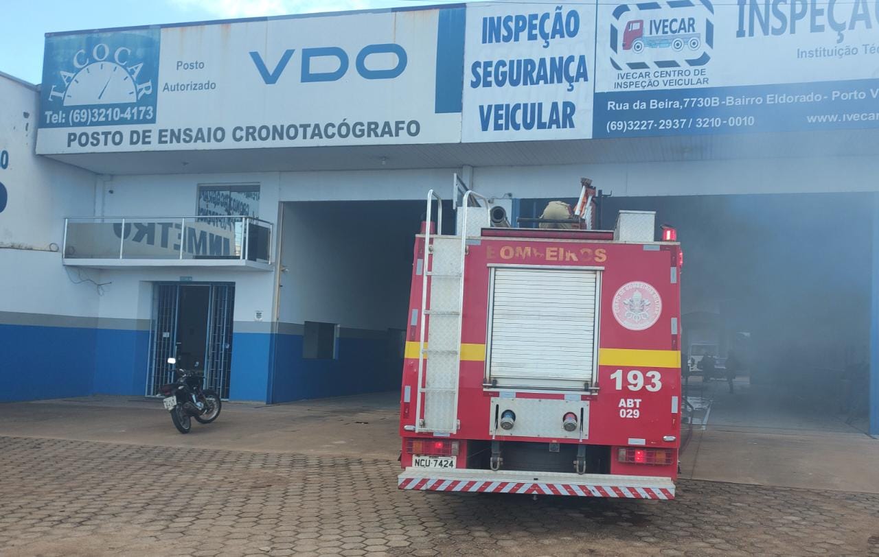Bombeiros agem rápido e evitam incêndio em empresa na zona sul - News Rondônia