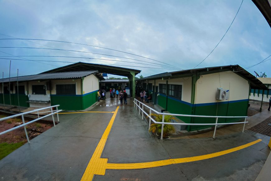 Em Nova Brasilândia dOeste, Escola Estadual Aurélio Buarque de Holanda é revitalizada - News Rondônia
