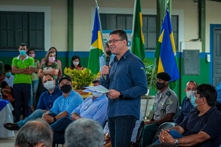 Em Nova Brasilândia dOeste, Escola Estadual Aurélio Buarque de Holanda é revitalizada - News Rondônia