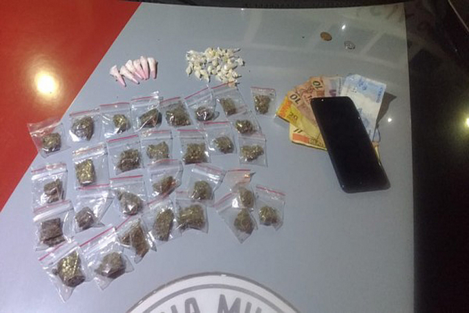 ABUSADO - Suspeito é preso com drogas após tentar pegar arma de policial em abordagem - News Rondônia
