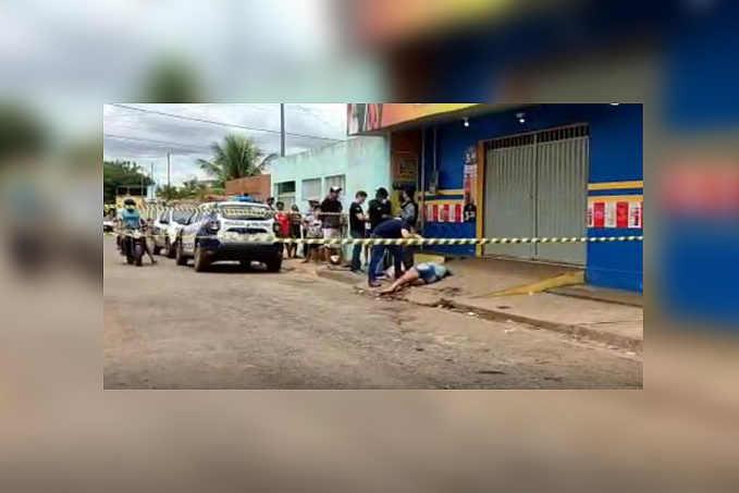 Mulher vai fazer compras e é morta a tiros em frente a supermercado - News Rondônia