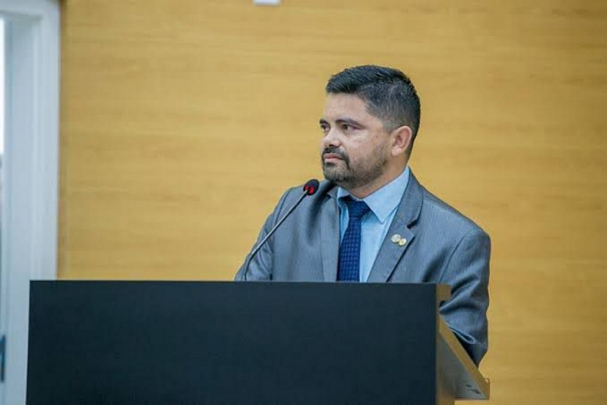 NA TRIBUNA - Quem administra Rondônia é Júnior Gonçalves, diz deputado Jesuíno Boabaid - News Rondônia