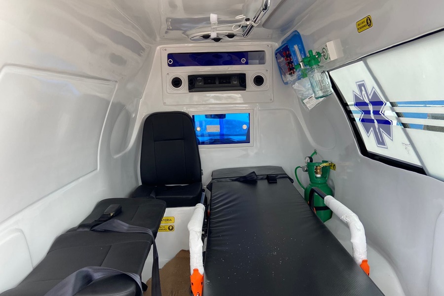 Prefeitura recebe nova ambulância para o transporte de pacientes - News Rondônia