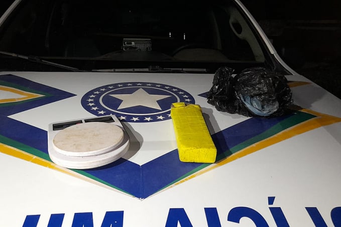 URGENTE: PM recebe denúncia e prende homem com droga em residência na zona leste - News Rondônia