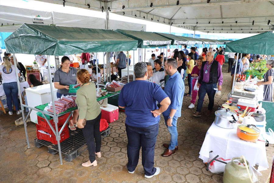 Exposição da agroindústria familiar é realizada no estacionamento do Palácio Rio Madeira; próxima feira será dia 28 - News Rondônia