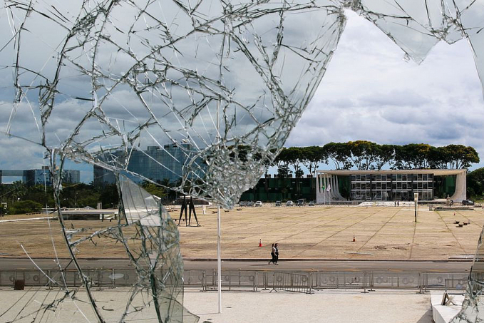 AGU pede bloqueio de bens de mais 42 investigados por atos golpistas - News Rondônia