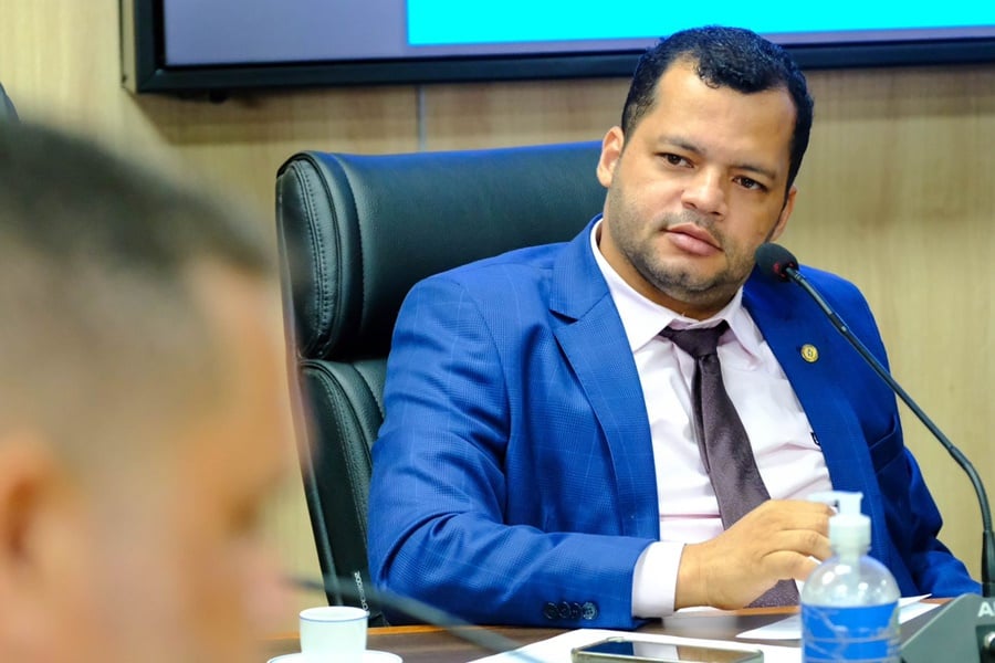 Com empenho de Edevaldo Neves, trabalho de agentes socioeducadores é reconhecido como atividade de risco - News Rondônia