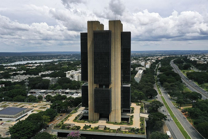 Mercado financeiro eleva projeção da inflação de 5,9% para 5,96% - News Rondônia