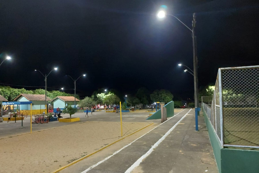 Praça do Setor 06 recebe lâmpadas de led - News Rondônia
