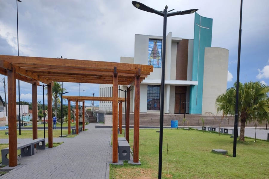 Segunda etapa de revitalização da Praça Nossa Senhora Aparecida em Colorado do Oeste está em fase de conclusão - News Rondônia