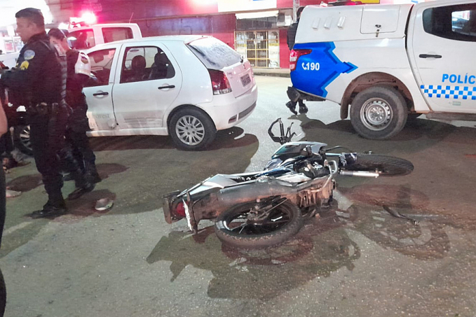 Acidente entre carro e moto deixa soldado da Base Aérea lesionado na zona sul - News Rondônia