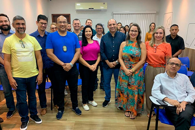 Cristiane Lopes visita vários municípios do estado de Rondônia - News Rondônia