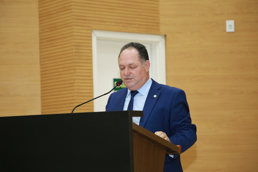 Deputado Pedro Fernandes elogia dirigente de empresa de pescados premiada em Boston - News Rondônia