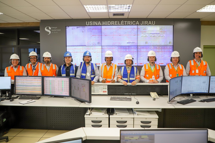 Jirau energia recebe visita de representantes da agência nacional de energia elétrica - News Rondônia
