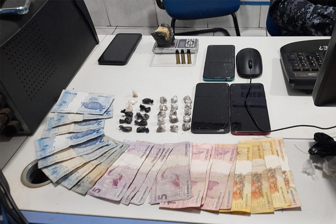 Bando é flagrado com drogas e munições em casa usada como boca de fumo na zona sul - News Rondônia