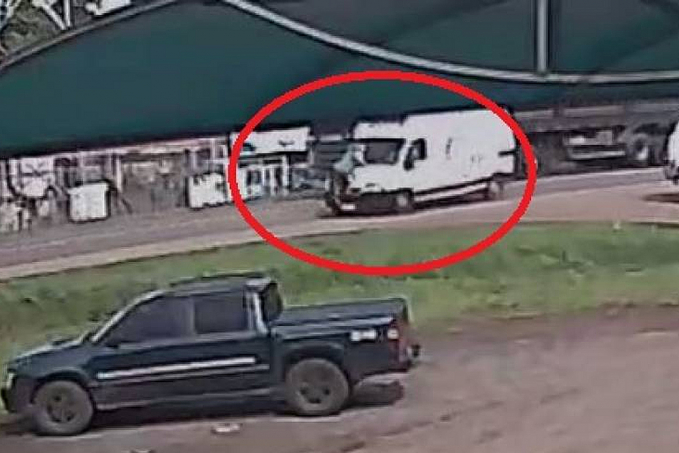 Ambulância da prefeitura de Colorado do Oeste atropela homem que tentava atravessar a BR 364 - News Rondônia