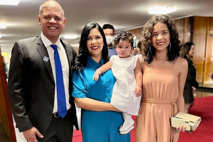 Deputada Federal Cristiane Lopes toma posse na Câmara dos Deputados - News Rondônia