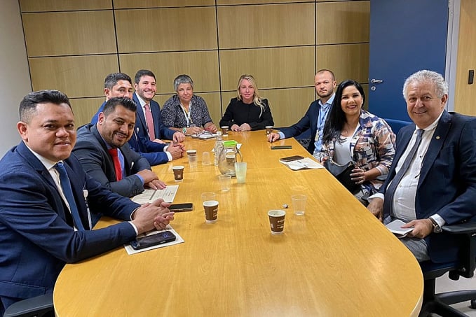 Ieda Chaves fortalece apelo por ampliação da rede móvel em distritos de Porto Velho na Anatel - News Rondônia