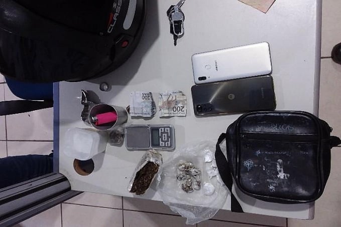 PORTO VELHO  PMRO conduz pessoas por tráfico, apreende motocicleta adulterada e arma de fogo - News Rondônia