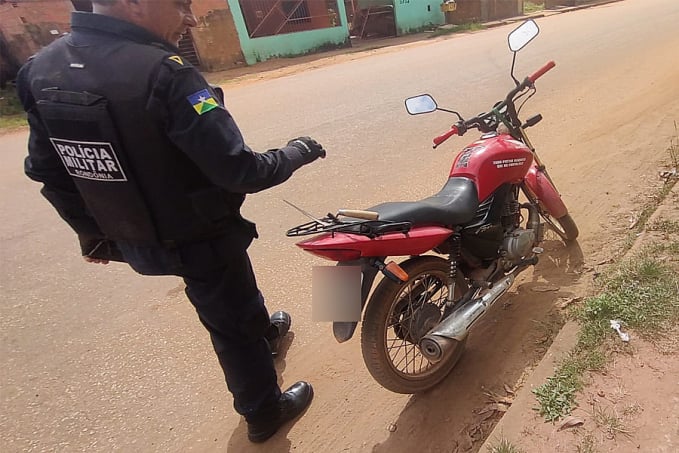 URGENTE: Suspeito de roubo é baleado durante fuga em moto na zona leste - News Rondônia