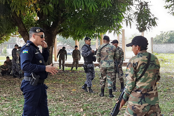 Polícia Militar RO e a Polícia Nacional Boliviana trocam conhecimentos para combater os crimes transfronteiriços - News Rondônia