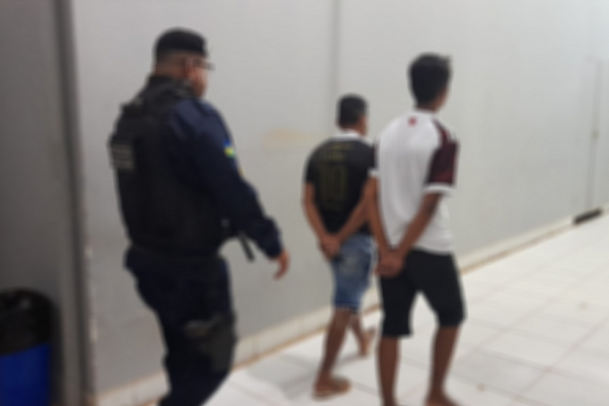RECONHECIDOS: Dupla é detida no Cristal da Calama após roubo na zona leste - News Rondônia