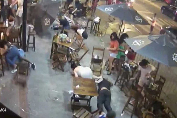 VIOLÊNCIA - Homem é assassinado com tiros na cabeça em bar de distrito - News Rondônia