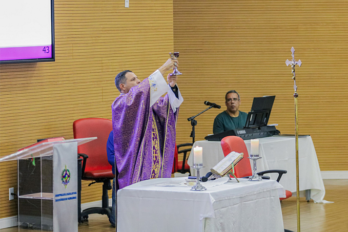 Assembleia Legislativa recebe a primeira missa após requerimento do deputado Delegado Camargo - News Rondônia