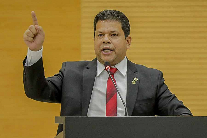 Cota de gêneros: TRE/RO mantém deputado Jair Montes no cargo - News Rondônia