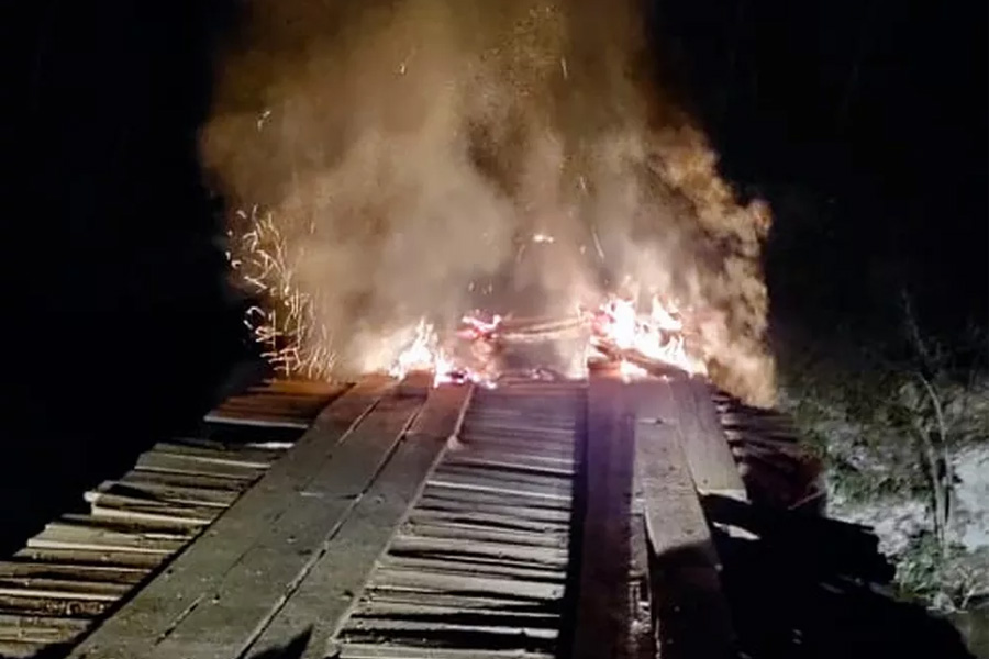Polícia Ambiental é atacada a tiros por homens encapuzados para não realizar fiscalização em Parque Florestal de Guajará - News Rondônia