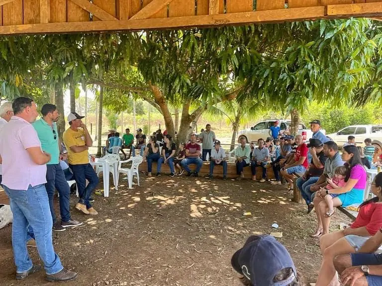 Vereador Márcio Pacele acompanha execução de serviços realizados pela Semagric nos distritos de Extrema e Nova Califórnia - News Rondônia