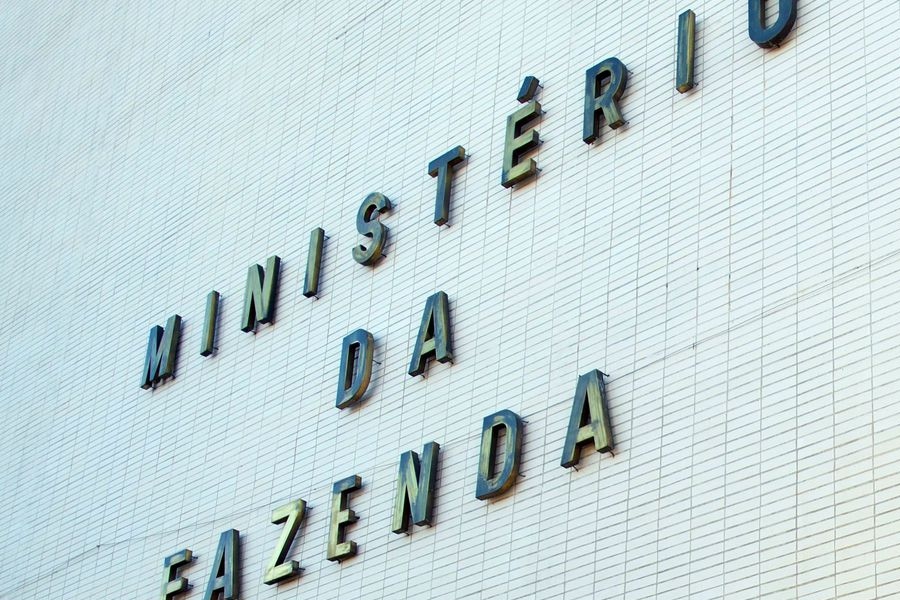 Fazenda reduz previsão oficial de crescimento do PIB para 1,61% - News Rondônia