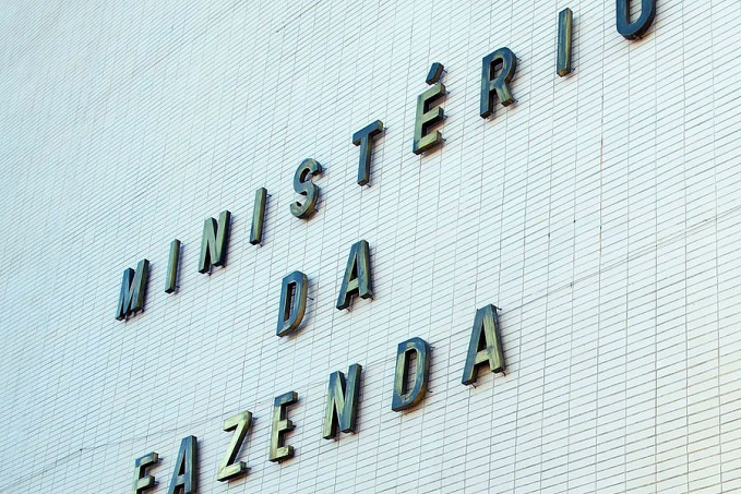 Fazenda reduz previsão oficial de crescimento do PIB para 1,61% - News Rondônia