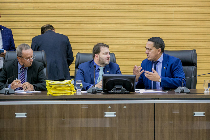 ALE-RO aprova proposta de Eyder Brasil que proíbe a comercialização de alimentos com gorduras trans em Escolas públicas e particulares - News Rondônia