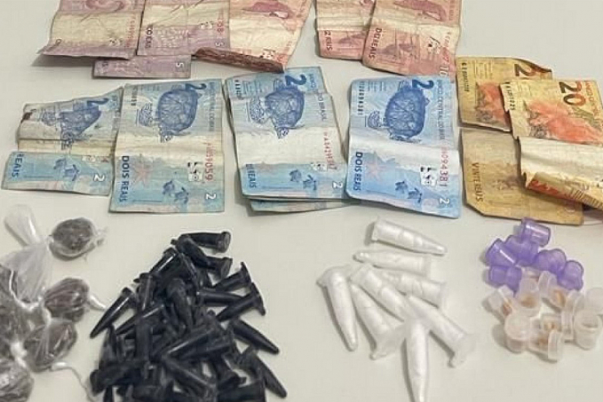 INFRATOR - Adolescente é apreendido com drogas em frente a conveniência - News Rondônia