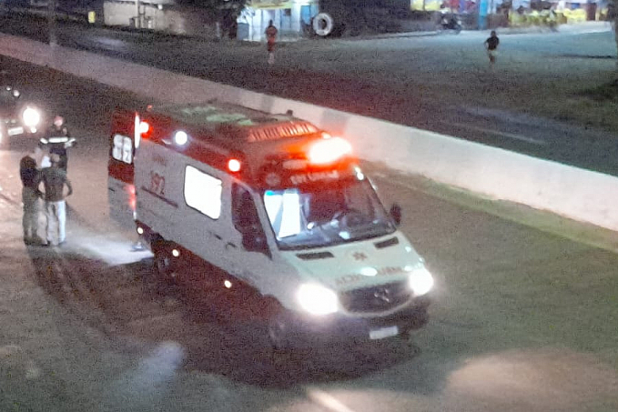 URGENTE: 'Pé de rodo' é atropelado após atravessar BR-364 pulando mureta em Porto Velho - News Rondônia