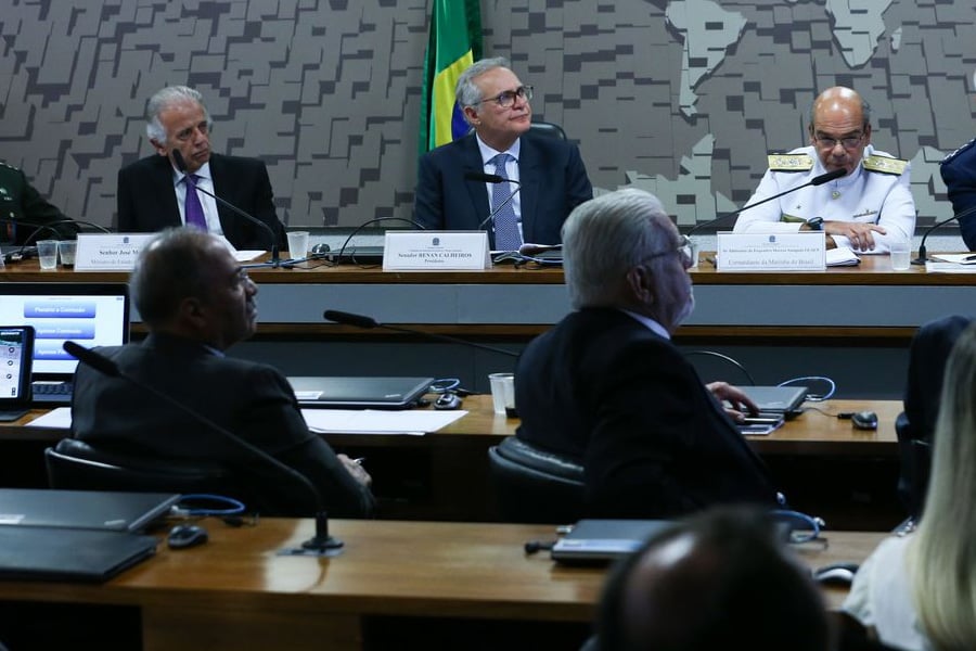 Múcio defende que militar para entrar na política deve deixar a Força - News Rondônia