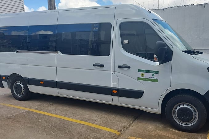 Programa Talentos do Futuro recebe van para transporte de alunos e colaboradores - News Rondônia