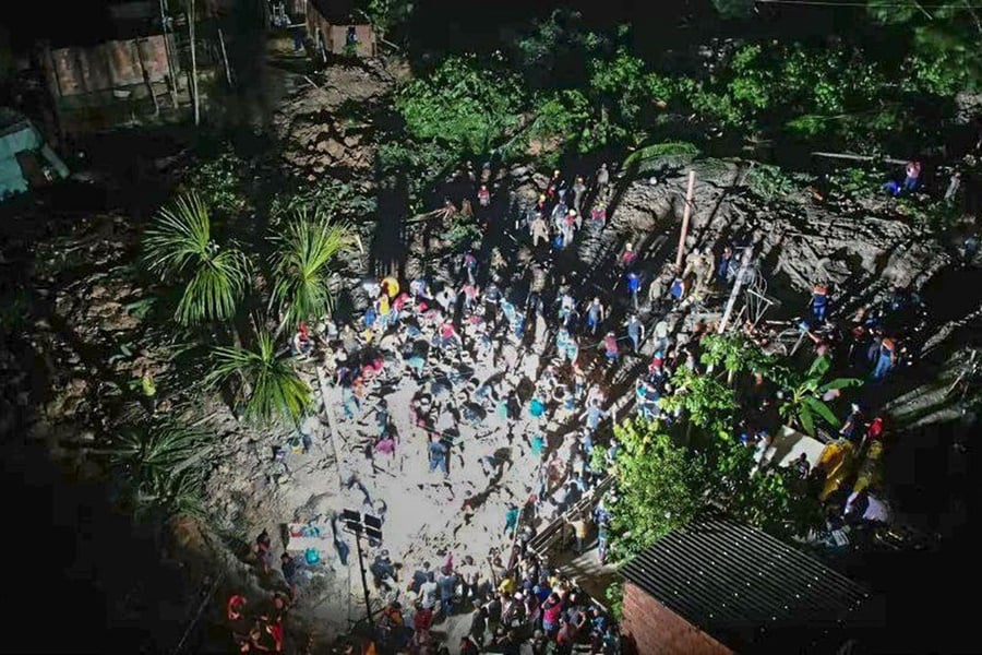 Desbarrancamento deixa oito mortos em Manaus - News Rondônia