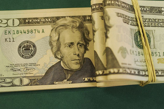 Dólar cai para R$ 5,22 após reunião do Copom - News Rondônia