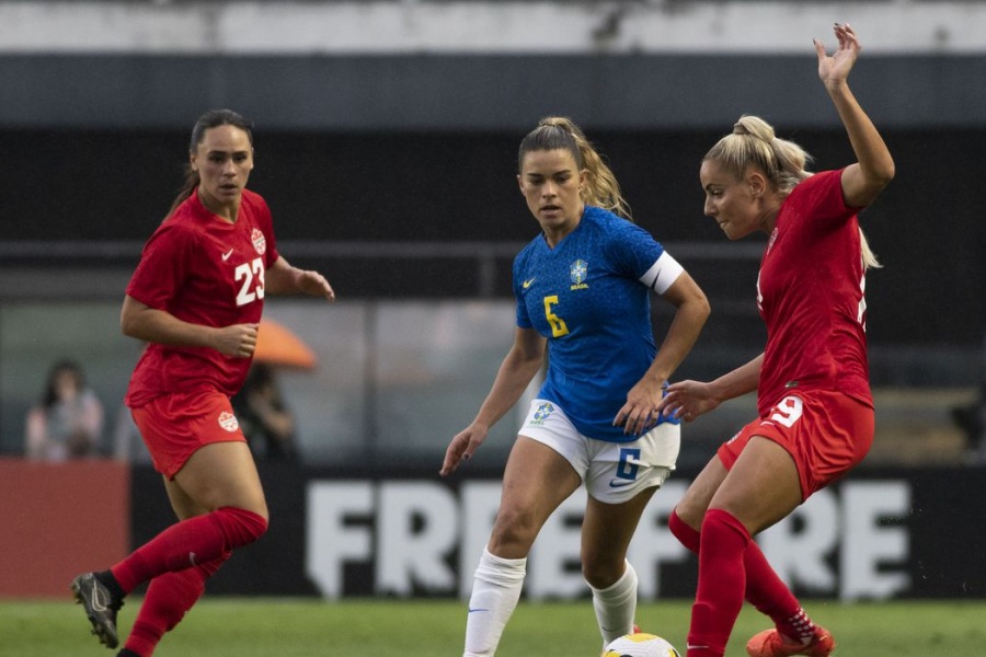 Brasil sofre nas jogadas pelo alto e perde amistoso para o Canadá - News Rondônia