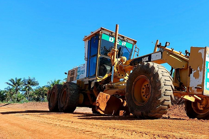 Estrada do Forte Príncipe recebe manutenção após indicação da deputada Lebrinha - News Rondônia