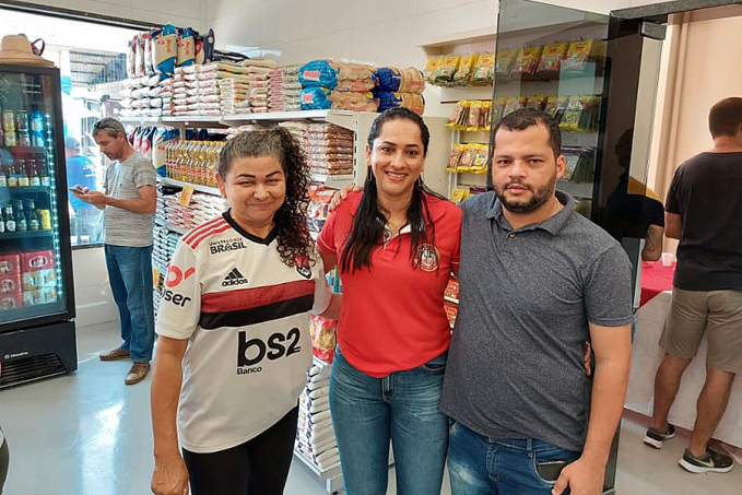Vereador Edevaldo Neves prestigia inauguração da Casa de Carne Oliveira em Candeias do Jamari - News Rondônia