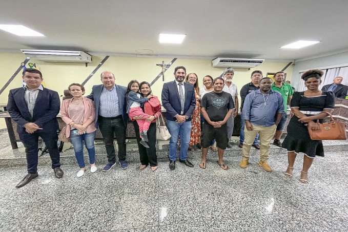 Vereador Márcio Pacele agradece presença da comunidade em audiência pública sobre regularização fundiária - News Rondônia