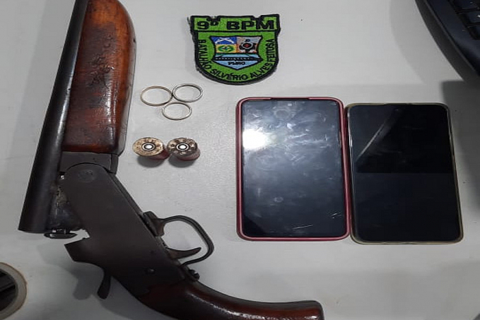 Ladrão é preso com escopeta após roubar celular de casal em praça na Avenida Jatuarana - News Rondônia