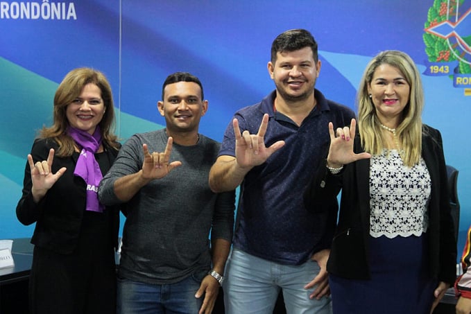 Professores e técnicos educacionais da Seduc participam de formação continuada na Língua Brasileira de Sinais - News Rondônia